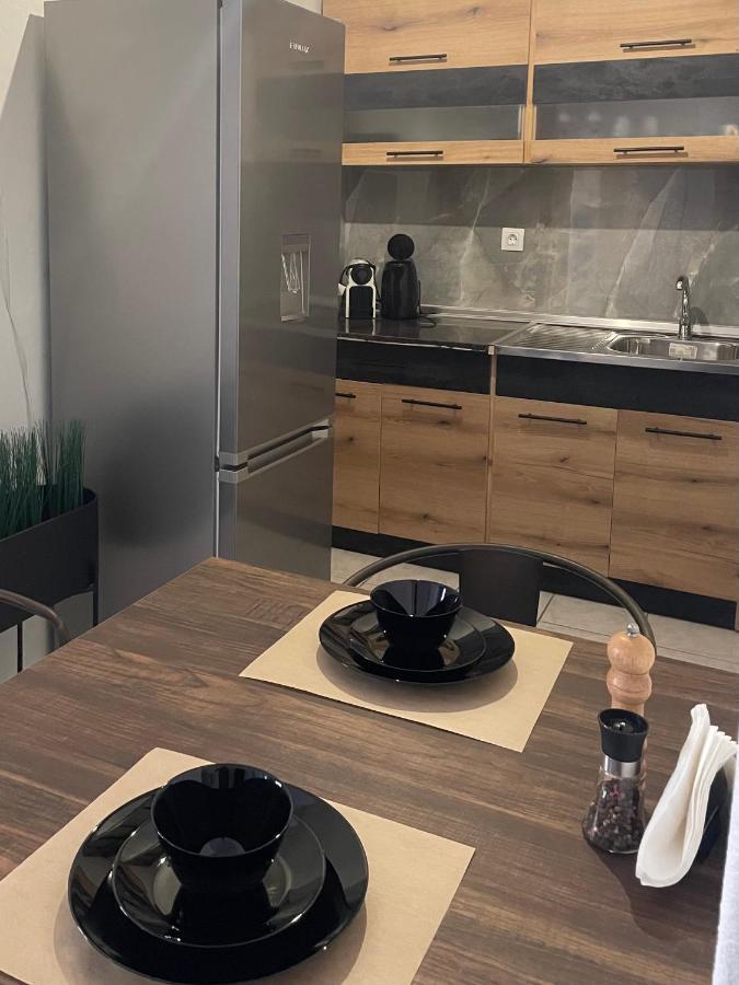 Charcoal Thirteen Apartment Kavala Extérieur photo